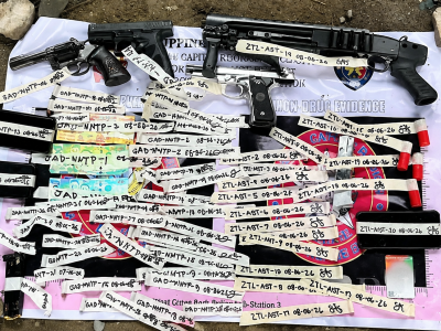 身穿警服却卷入枪械交易，两名菲律宾警员接受调查