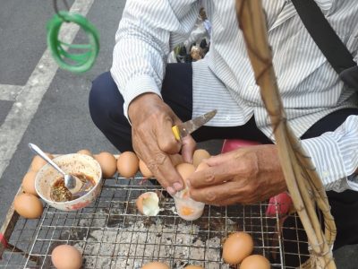 虽然还是不太理解泰国鸡蛋为什么喜欢这么半生不熟😂
