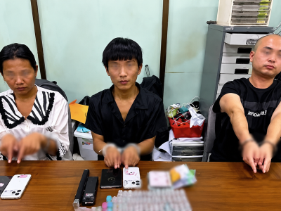 西港凌晨缉毒！警方抓获2名中国男子及1名柬埔寨女子