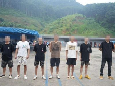 想换地方继续“开工”？7名中国电诈人员跨境转移途中被抓