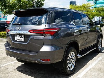 2020款丰田Fortuner 2.4 V