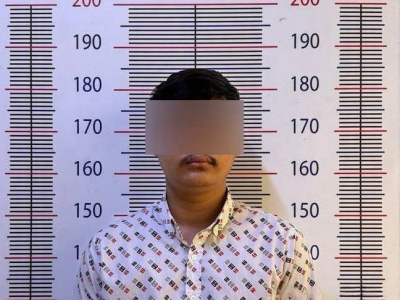 为了赚报酬把银行卡借给陌生人？柬埔寨男子被警方逮捕