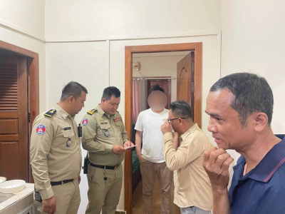 金边警方突袭电诈窝点！14人被抓，涉4名中国籍人员