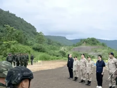 泰总理阿努廷现身柏威夏边境，柬埔寨提出“最强烈抗议”