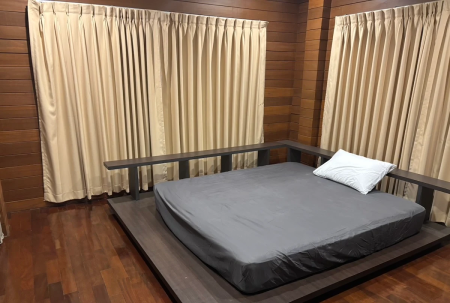 House of Nox探店日记：E奶黑丝健身女私教，被操到求饶的征服之夜