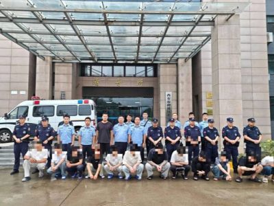 中国警方打击电诈链条，西安一窝点17人落网