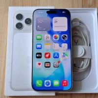 出售：iPhone 17 Pro Max，