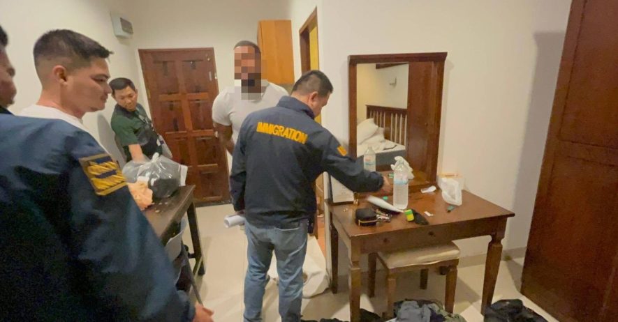 瑞典籍通缉犯苏梅岛落网，曾假冒警察骗走9支枪