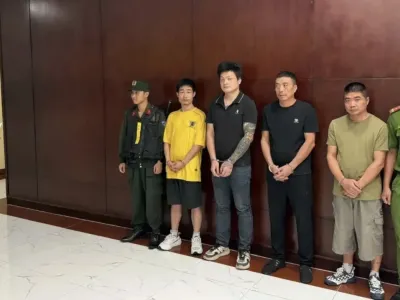 4名中国男子越南机场被拘，托运行李查出1793条香烟