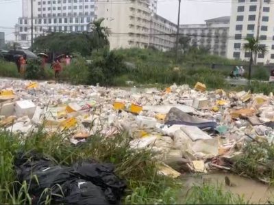西港暴雨后惊现惊人一幕，垃圾堆中发现人手！！！