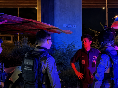 北榄少年骑摩托车遭持枪追赶，对方连续开枪致2人重伤