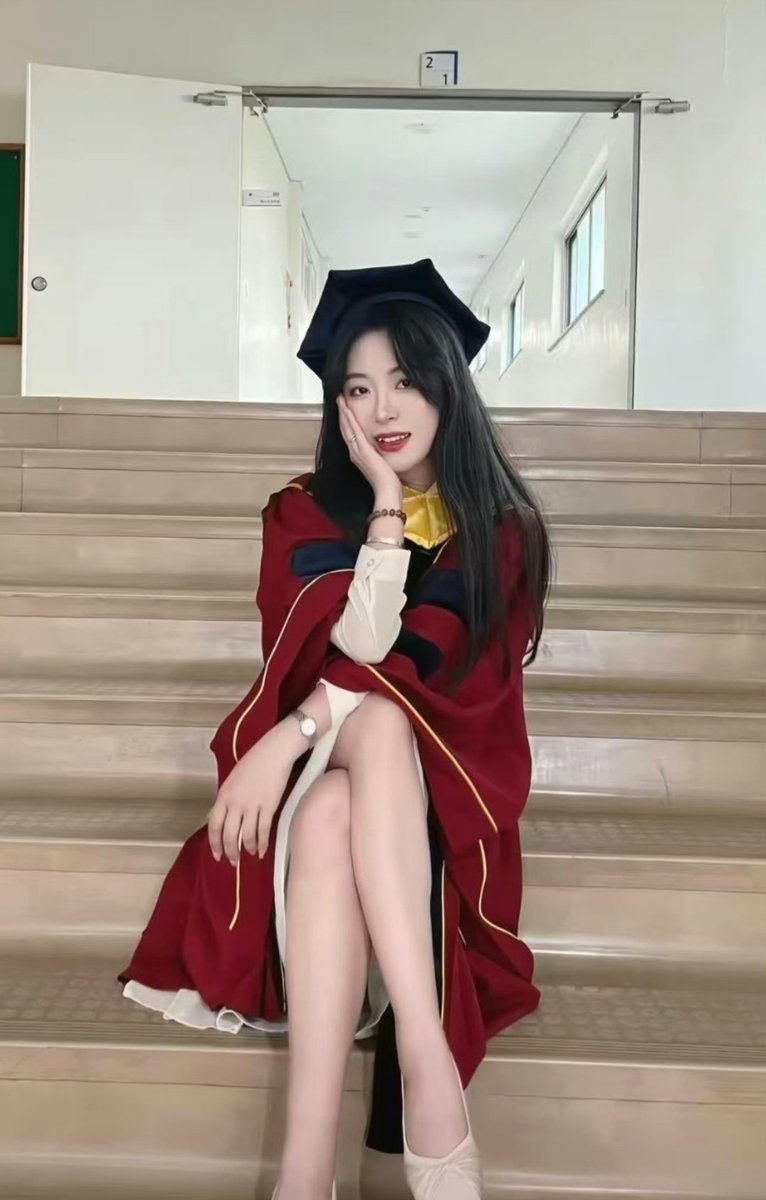 HQoWyg-bMAAfH_q.jpg