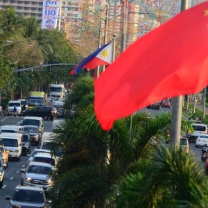 中国新驻菲大使发声：别让南海问题绑架中菲关系