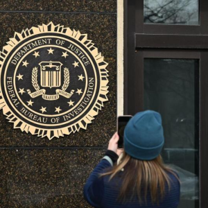 美媒：FBI内部网络疑遭中国关联黑客入侵