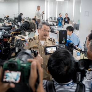 震撼表态！柬埔寨向国际记者承诺剿灭电诈
