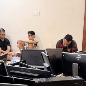 不雅视频敲诈恋爱受害者，金边警方抓获17名越南诈骗犯