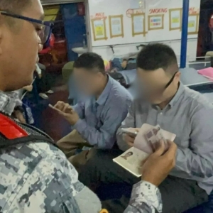 中国人试图“后门入境”菲律宾,海岸警卫队当场抓获