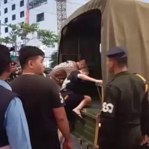 宪兵解救中国籍受害者，西港赌场犯罪曝光