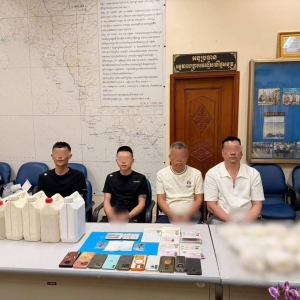 走私毒品？海上直接截船，西港警方抓获4名中国嫌疑人