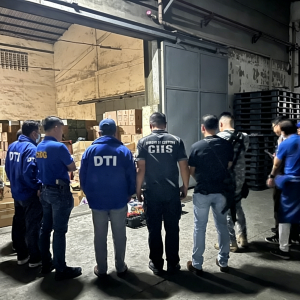 菲警方突袭仓库，7亿货直接被端！中国老板连夜跑路？