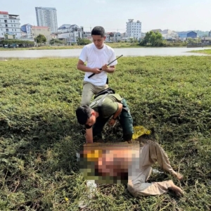 西港又出事？海滩边抓到一个偷摩托的中国人