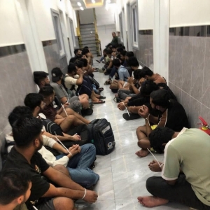 柬埔寨波贝两处电诈窝点被端，300 名关联人员被转移