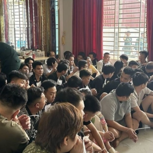 客栈+按摩院竟是诈骗基地！96人当场被抓