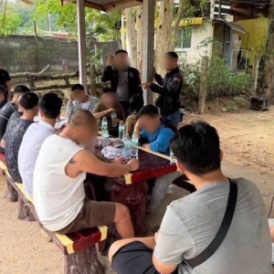 12名越南籍诈骗逃亡者在泰国被捕，揭露柬边境赌场乱象
