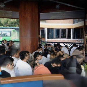 中老联合打击跨境犯罪：沙湾拿吉省500名中国电诈人员被抓