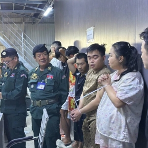 柬柴桢省警方5月14日突袭木牌，逮捕111名涉诈嫌犯