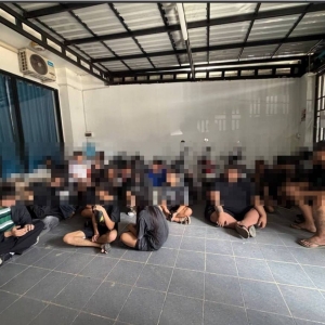 查获76名外籍人员！柬埔寨波贝市六层建筑遭突击检查