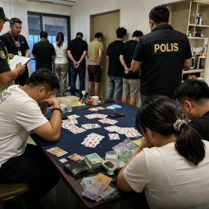 只因聚众玩“跑得快”？9名中国人在大马涉赌当庭认罪