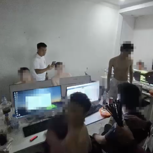 深夜收网！西港公寓藏电诈团伙，8名中国人被抓
