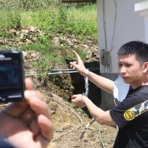中缅边境再抓偷渡：2人走山间小路被截，还查出电诈前科