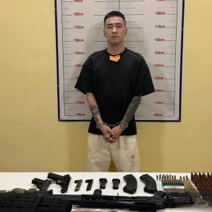1支长枪+2手枪+大量子弹！西港中国男子被宪兵抓获