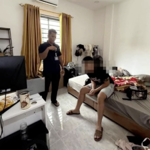 柬埔寨柴桢突查CK园区电诈窝点！12名中越籍嫌疑人被捕