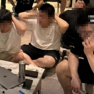 非洲也有电诈窝点？肯尼亚警方突袭行动曝光惊人现场
