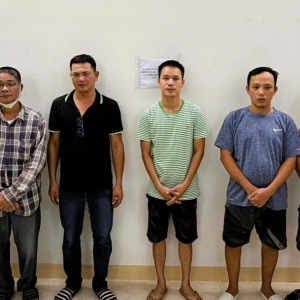越南警方破获特大线上足球赌博案，涉案金额近600亿越盾
