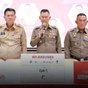 黄瓜堆里藏879万粒冰毒！泰国警方截获大型跨境运毒案