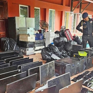 “真打诈还是选择性执法？”柬埔寨治理引发讨论