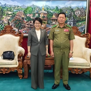 中国驻老挝大使方虹会见公安部长，双方加强反诈合作