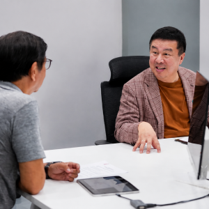 华裔富豪黄汉雄会见马科斯，AI产业合作受关注