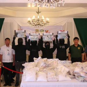 菲律宾缉毒署发奖金！5名举报人获76万比索奖励
