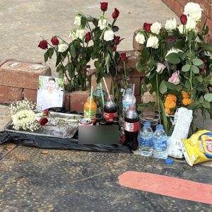 泰国29岁民谣歌手坠施工坑身亡！家属否认酒驾追责承包商