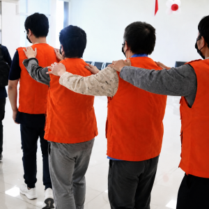 中国4名网络诈骗嫌疑人在印尼落网，已移交中国处理