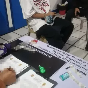 水杯里也藏着疑似大麻？菲律宾校园安检查出涉毒案件
