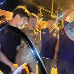 泰国普吉岛严查非法枪支，宝马车内搜出手枪及30发子弹
