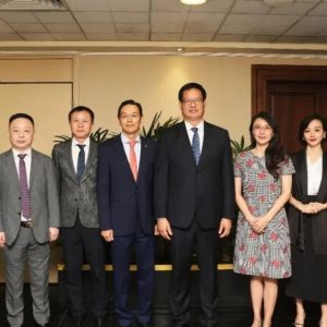 中国驻斯里兰卡迎来新大使！魏华祥正式抵斯履新
