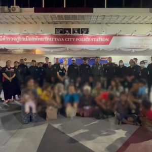 最小仅7个月！芭堤雅查获17名柬埔寨籍乞讨人员