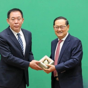 中国公安部刑侦局局长姜国利访问柬埔寨